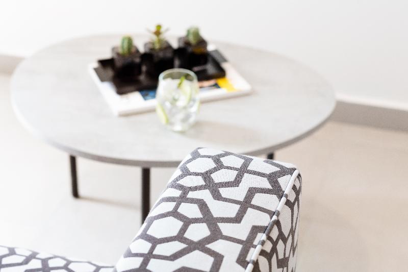 Thess Residences 公寓